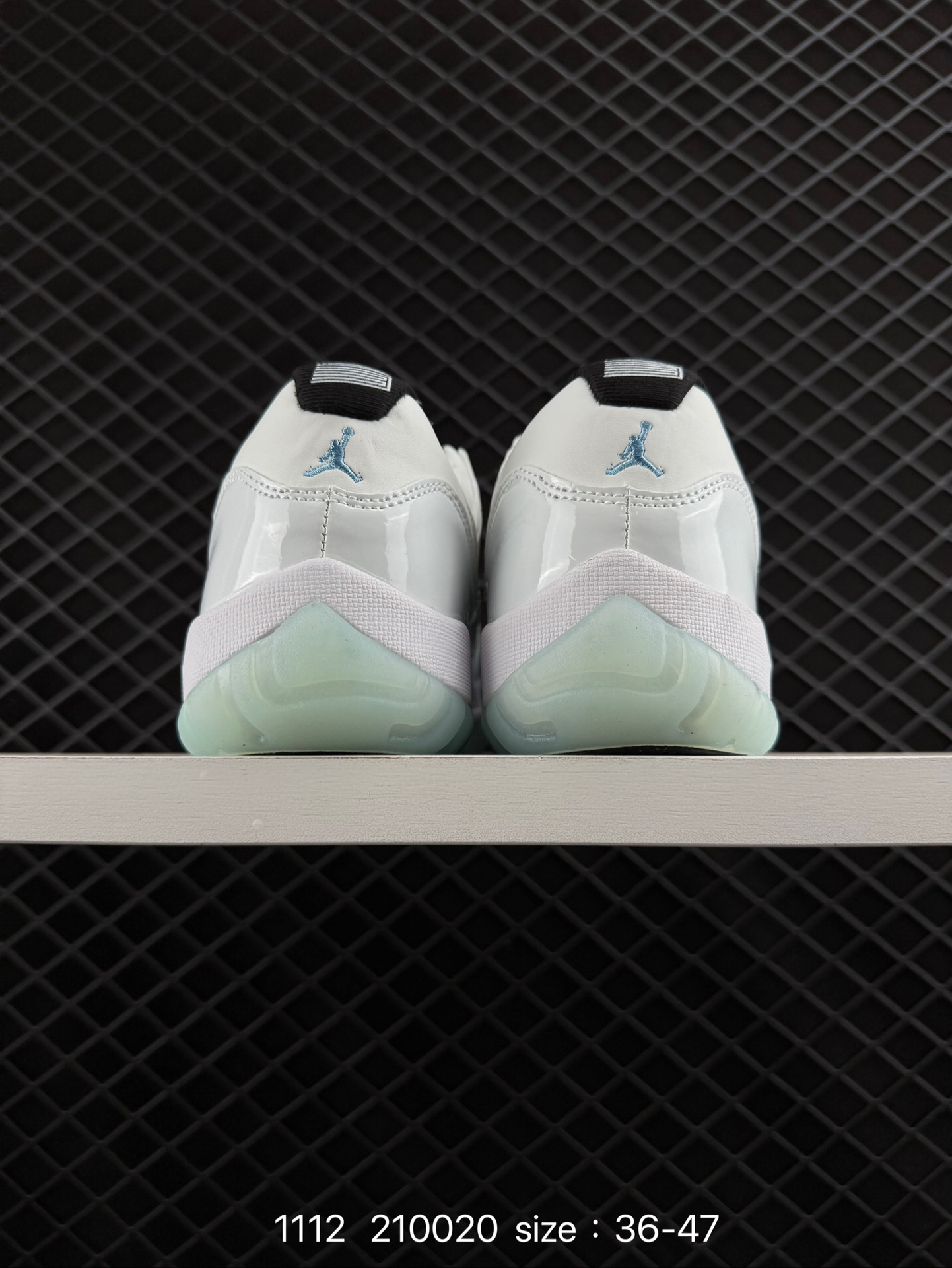 Nike Air Jordan 11 Retro Low Concord AJ11